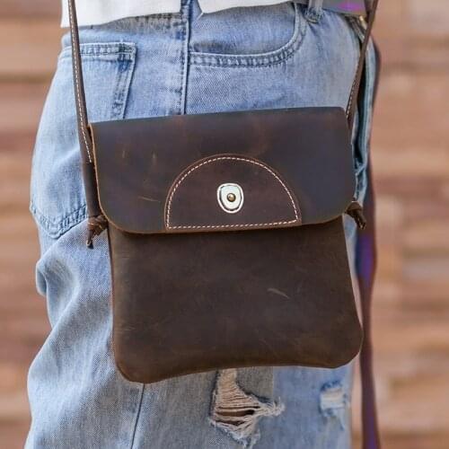 Hand retro first layer cowhide crazy horse leather turtle back buckle shoulder messenger men and women casual mobile phone bag