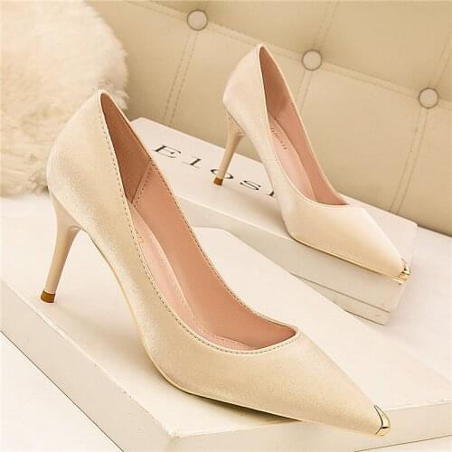2020 Fashion Beige Gray 7cm High Heels Women Valentine Pumps Female Satin Stiletto Heels Tacones Silk Glitter Plus Size Shoes
