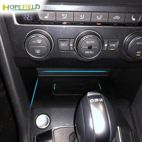 Car qi wireless charger for Volkswagen Tiguan Allspace MK2 Tharu Atlas 2017 to 2020 charging onboard for iphone 12 charge plate
