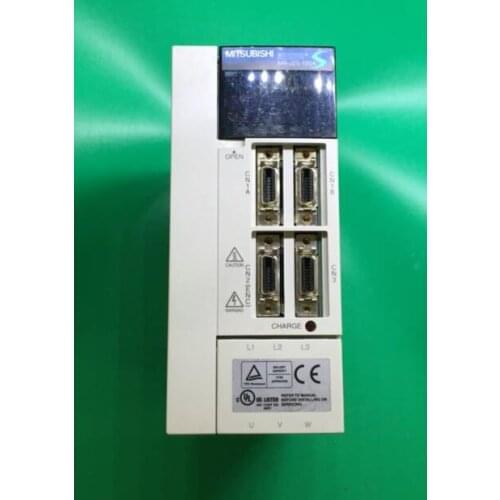 MR-J2S-100CL servo driver , used in good condition . 80% appearance new , good working , free shipping