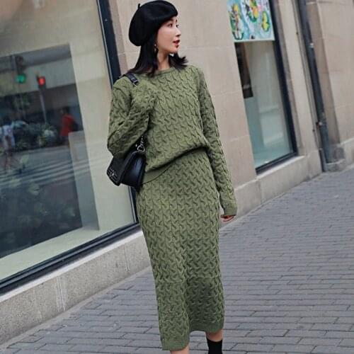 JSXDHK New Fashion Autumn Winter Women O Neck Knitted Green Thick Loose Sweaters Two Piece Set And Long Bodycon Skirts Suits