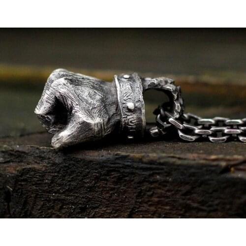 Pendant Necklace Anger Fist Fitness Long Men Necklaces Pendants Chain Punk Boyfriend Male Alloy Jewelry Creativity Gothic Gift