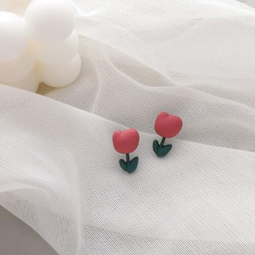 Fashion Summer Tulip Flower Stud Earrings Sweet Fresh Geometric Female Dating Jewelry 2021 Cute Temperament Earrings Accessories
