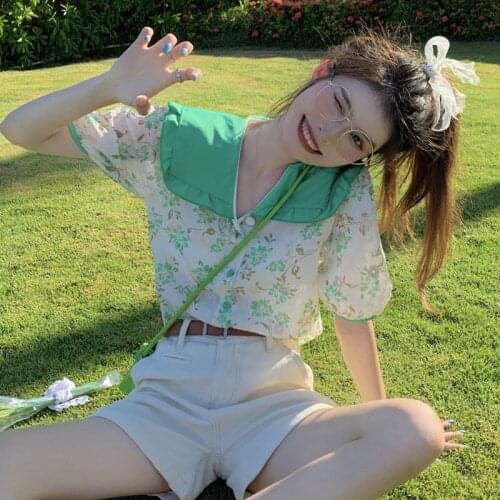 Shirts Womens Summer New Retro Sweet Doll Collar Top Embroidered Flowers Short Sleeve Shirt