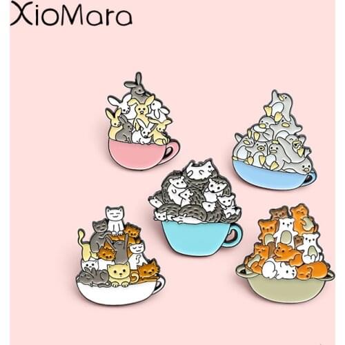 Mini Animals In the Bowl Enamel Pins Rabbit Cat Bear Penguin Brooches Lapel Badges Cute Jewelry Gifts for Friend Wholesale Pin