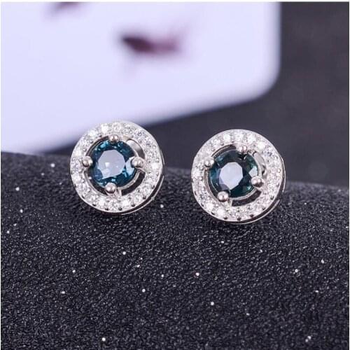 Sapphire stud earring Free sipping Jewelry Natural real sapphire 925 silver Gem size 4*4mm