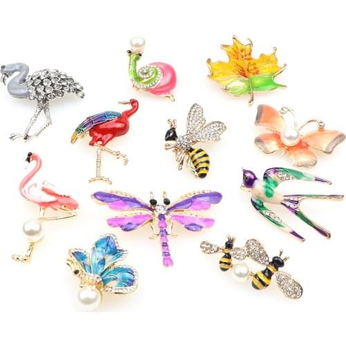 Crystal Animal Brooches For Women Men Enamel Flying Swallow Insect Brooch Pin Fashion Dress Coat Accessories Cute Jewelry Gift
