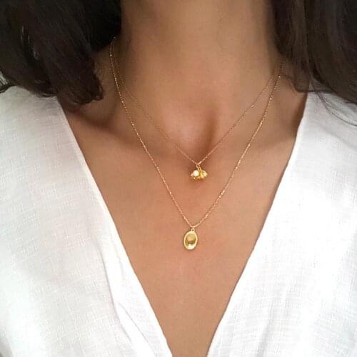 Boho Vintage Necklace For Women Oval Shape Pendant Necklaces Elegant Lady Niche Design Jewelry Gifts Party Accessories