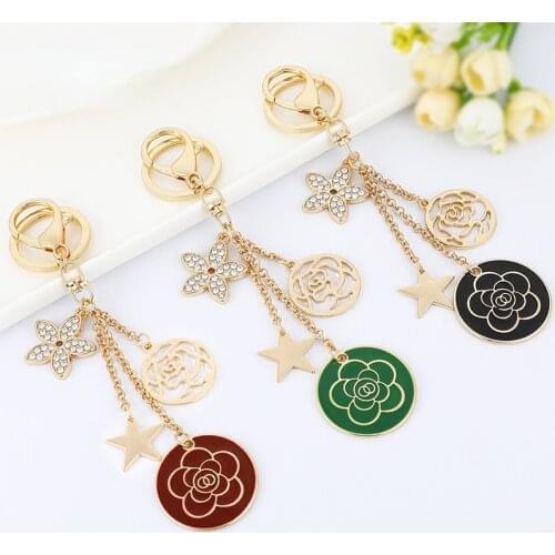 2021 Fashion Crystal Five-leaf Clover Flower Keychain Lady Bag Car Crystal Metal Lucky Pendant Key Chain Gift