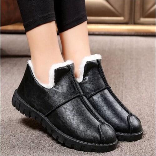 Womens home slippers old style warm plush outside slippers women winter house shoes casual leather slippers woman