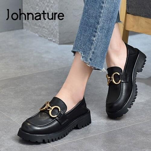 Johnature Retro Pumps Women Shoes Genuine Leather Spring/Autumn 2021 New Round Toe Sewing Handmade Concise Casual Ladies Shoes