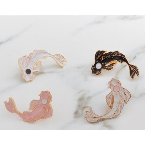 Animal Yin Yang Koi Pins Japanese Koi Fish Goldfish Hard Enamel Lapel Pins Badges Brooches and Pins Collection