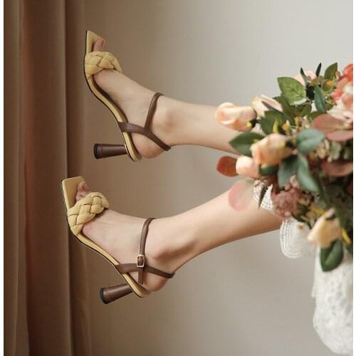 Osunlina Lady Sandals Genuine Leather Thin 6.5cm High Heels Buckle Strap Square Toe Footwear Handmade Elegant Shoes 2021 Summer