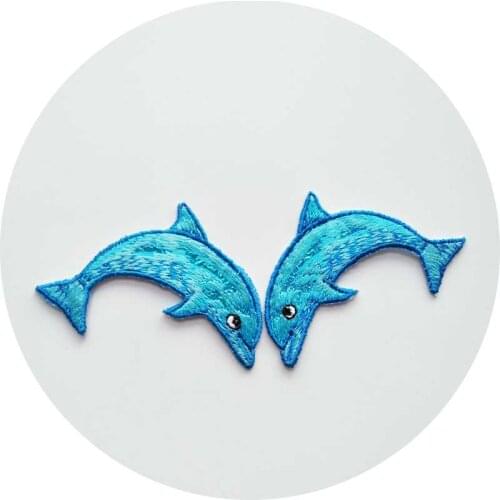 1 Pair Whale Applique Embroidered Iron on Cute Animal Patches For Clothes Bag Fashion Sticker Diy Repair Decoration Craft Bright