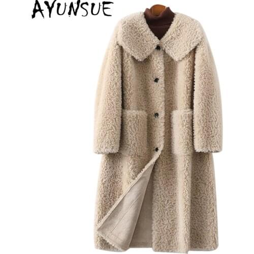 AYUNSUE Long Fur Coats