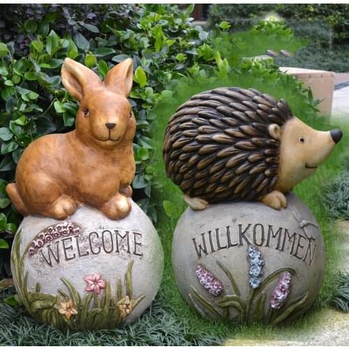 Pastoral Resin Hedgehog Rabbit Ornaments Outdoor Courtyard Balcony Crafts Decoartion Garden Villa Landscape Welcome Stone Decor