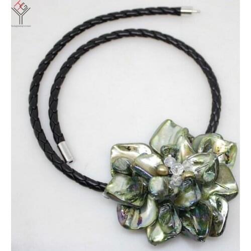 Women Classic Jewelry natural pearl crystal A green flowers pendant shell mother of pearl necklace black leather 18"
