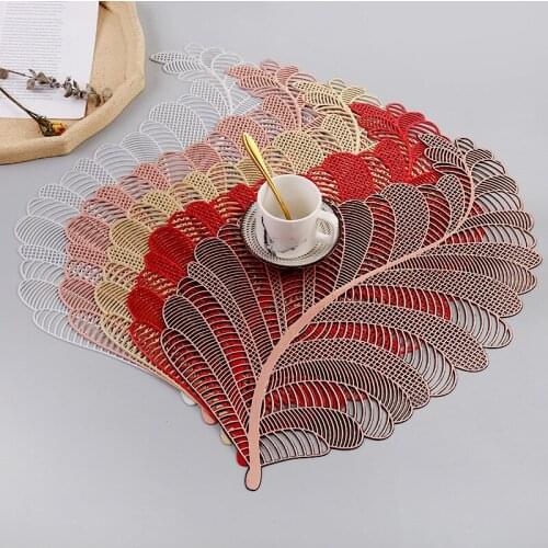 1pc Hollow Leaf PVC Placemat Dining Table Mats Insulation Pad Banquet Hotel Restaurant Non Slip Cup Coffee Coaster Kitchen Decor