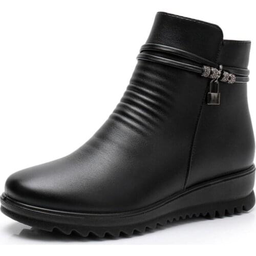 Woman Ankle Boots 2020Warm Plush Platform Snow Boots Ladies Casual Shoes Non-Slip Waterproof Leather Elderly Female Booties