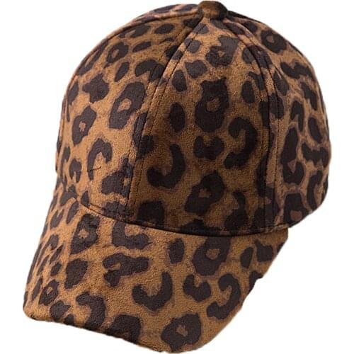 Portable Childrens Baseball Cap with Leopard Pattern Printing Adjustable Wide Brim and Sunscreen Outdoor Hat