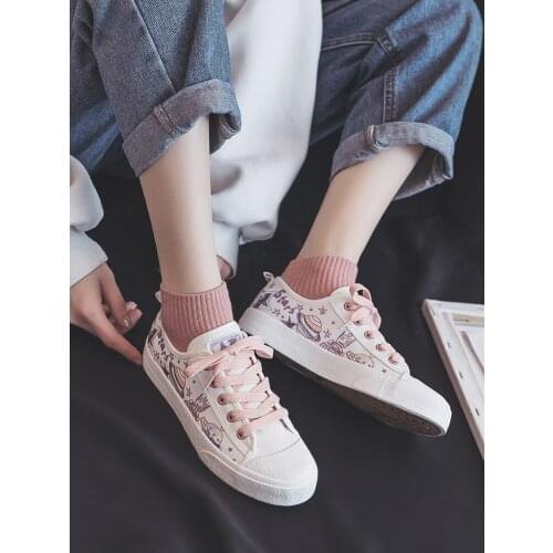 Women Graffiti Canvas Shoes Female Summer 2021 New Joker Low Help Shoes Breathable Sandals White Shoe Thin Model