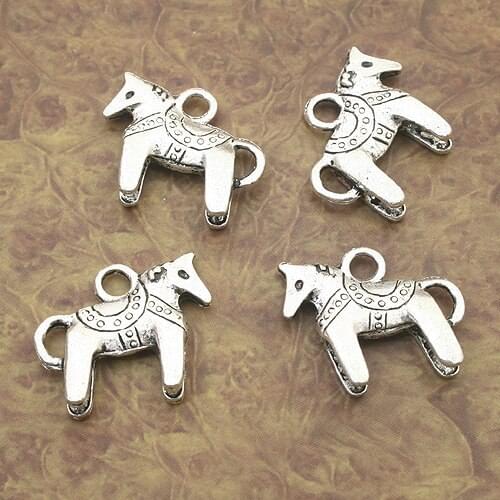 10pcs Tibetan Silver horse charm pendants X0116