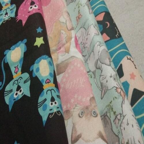 4pcs 24x22cm Pretty 4 Designs Cartoon Cats Printed Cotton Fabric Bundle Small DIY Sewing Patchwork Doll Cloth Small Size Bundle