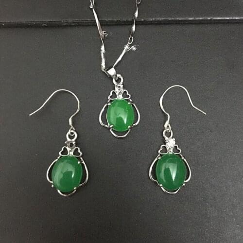 Natural Green Chalcedony Hand-carved Drop Earrings Fashion Boutique Jewelry Womens Earrings and Necklaces Two-piece Set