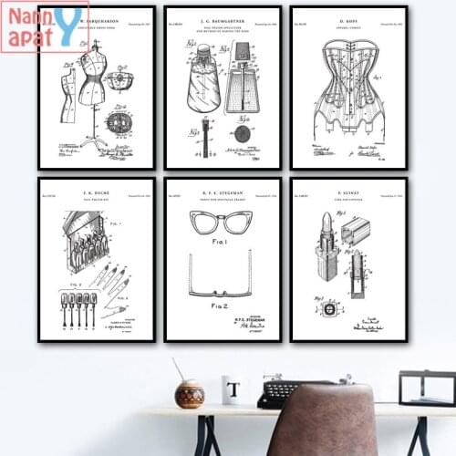 Nordic Black and White Simple Strokes Poster Lipstick Glasses Design Drawings Canvas Paintings Wall Art Pictures Home Decoration