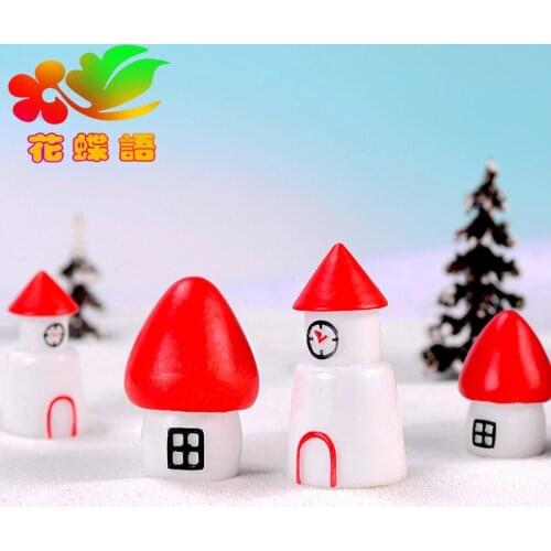 Red Christmas Winter Snow House Miniature Figurine Doll House Decoration Cartoon Dollhouse People Cake Ornament DIY Accessory