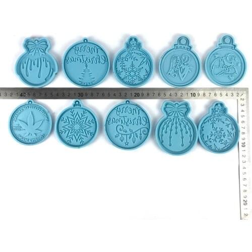 Silicone Moulds Christmas Ball Keychain Resin Crafts Silicone Mold Pendant Clay Molds New Year Candy Chocolate Jewelry Making