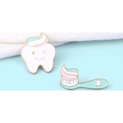 Creative Tooth Toothbrush Brooch Bag Clothes Backpack Lapel Enamel Pin Badges Cartoon Jewelry Gift For Friend Women Accessories