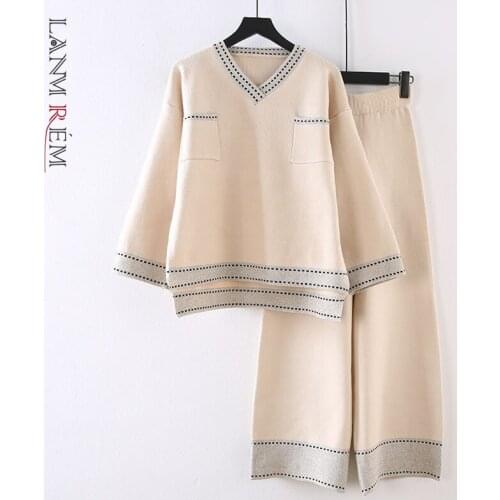 LANMREM 2021 Autumn Winter New Female Loose V-neck Pocket Long Sleeve Sweater Wide Leg Pants Two Piece Set Women Fashion 2W400