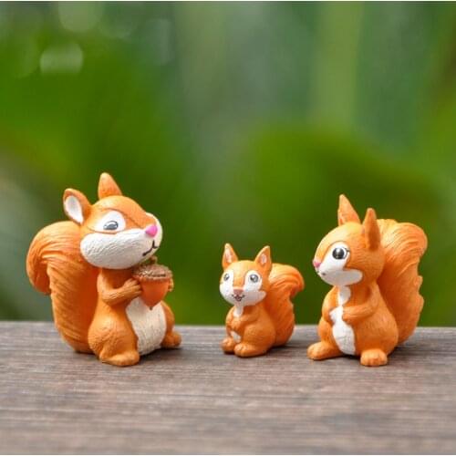 BAIUFOR Mini Animal Figure Squirrel Family Ornaments Figurines & Miniatures DIY Fairy Garden Micro Landscape Decor Toy & Gift