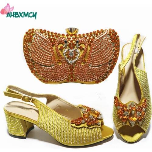 Fashionable New Coming Ins Hot Selling Italian Ladies Shoes and Bag to Match in Yellow Color Comfortable Heels Sandals
