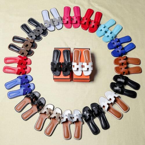 Female Shoes Ladies' Slippers String Bead Luxury Slides Summer Clogs Woman Big Size 2021 Designer Beach Rubber Flat Soft Bonded