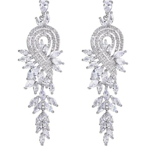 Bettyue Elegant Appearance Long Earring With Cubic Zircon For Female Attractive Jewelry Three Color Fashion Statement In Party