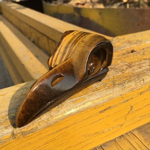 Natural Tiger eye stone carved raven skull Rock crystal animal statue