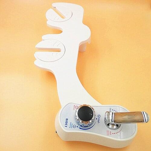 Non electric mechanical Warm and cold water bidet Retractable with double Nozzle sprayer,toilet bidet Nozzle with Self Cleaning