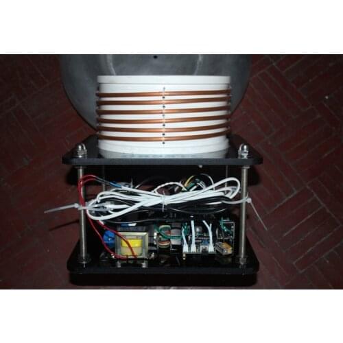 Solid State Tesla Coil control system set 0.5cm arc