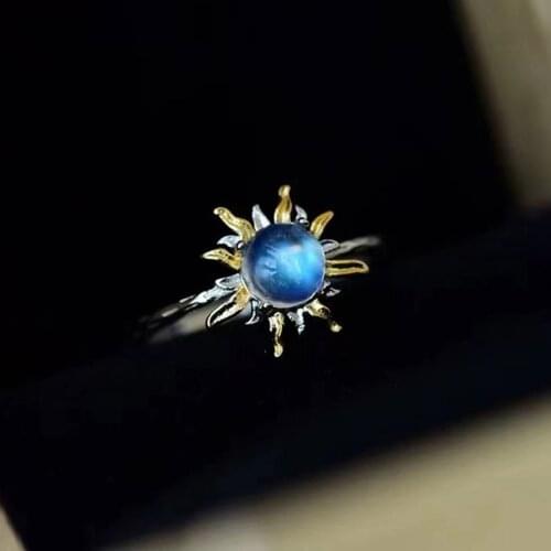 High Quality Vintage Two Tone Plated in 925 Sterling Silver Round Cut 6MM Natural Blue Moonstone Sun Ring