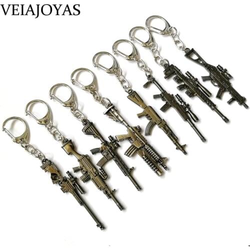 Game Playerunknowns Battlegrounds Cosplay Weapons Keychains 6.5cm PUBG Key Rings AK47 M16 Alloy Car Key Holder Souvenir for Men