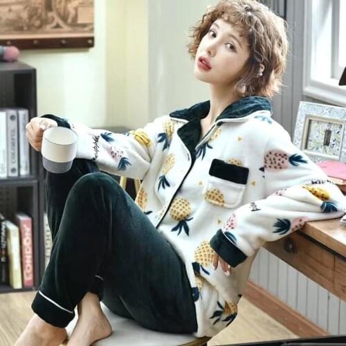Winter Pajama Female Women Warm Sexy Pajamas Big Size Homewear New Fashion Mom Cartoon Flannel Homewear kPaCotAkoWka