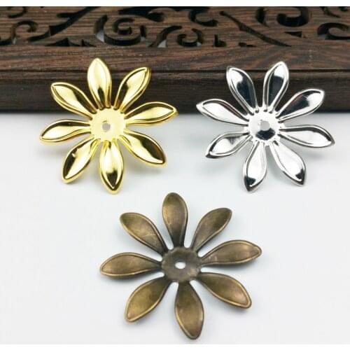 20pieces/lot 28mm Metal Antique Bronze/ /Gold color Filigree Flowers Slice Charms Setting Jewelry DIY Components Findings