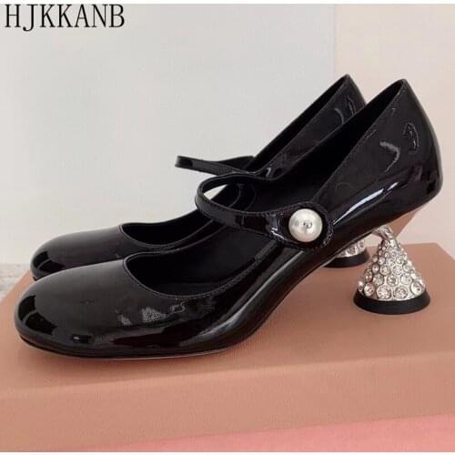 HJKKANB Leather Pumps