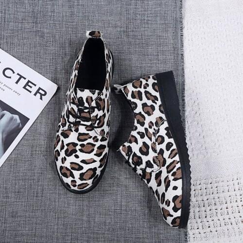 New Leopard Print Sneakers for Women Canvas Shoes Female Vulcanized Shoes Ladies Lace Up White Leopard Casual Shoes W31-73