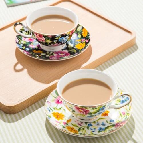 British Style Pink Bone China Coffee Cup and Saucer Set High-end Afternoon Tea Pastoral Style Flower Tea Cup