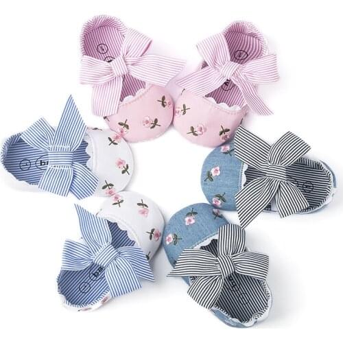 Newborn Baby Socks 1 Pair Baby Girls Boys Embroidered Anti-Slip Socks Autumn Winter Soft Toddler Shoes 6-18 Months