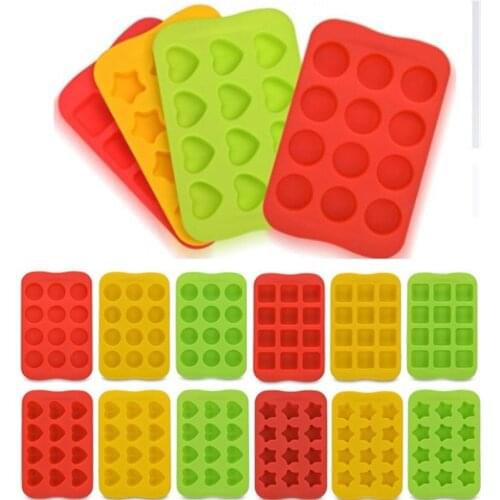 Ice Cube Tray 12 Cubes Silicone Strawberry Mickey Shape Ice Cube Maker Mold with Lids for Party Whiskey Drink for Wholesale