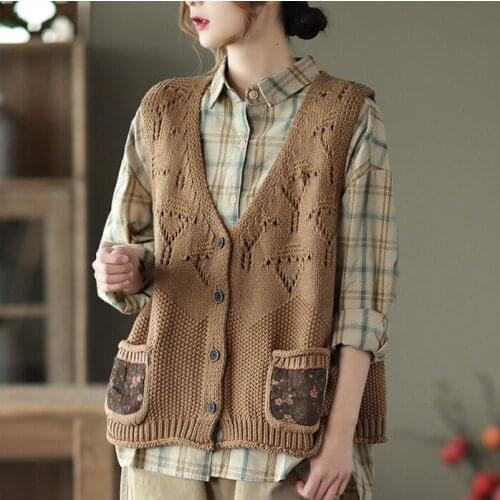 21New Women Vests Autumn Spring Office Lady Style Loose Embroidery Hallow Out Pockets V-Neck Collar Female Fashion Knit Tops